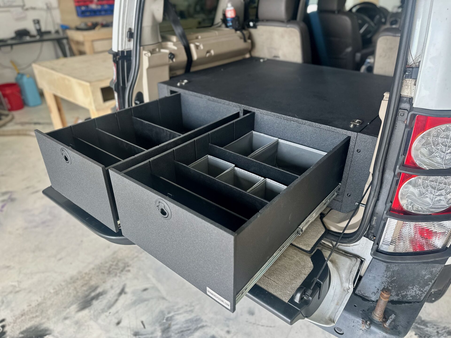 LR3 LR4 drawer dividers